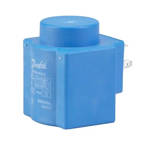 Danfoss Magnetspule in blauer Farbe mit integrierten Steckzungen. Geeignet für 230V AC-Anwendungen, erkennbar an der kompakten Form und der typischen Bauweise.